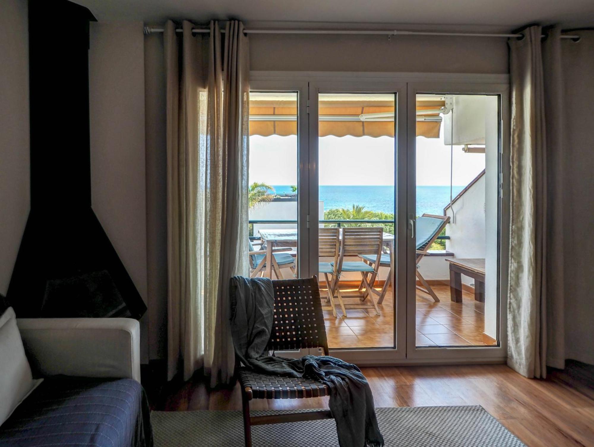 Balmins Surf By Hello Homes Sitges Exterior photo